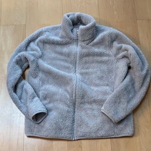 Uniqlo Fuzzy Gray Jacket
